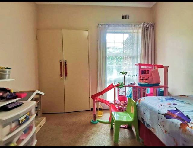3 BEDROOM FREESTANDING FOR SALE IN SUIDEROORD
